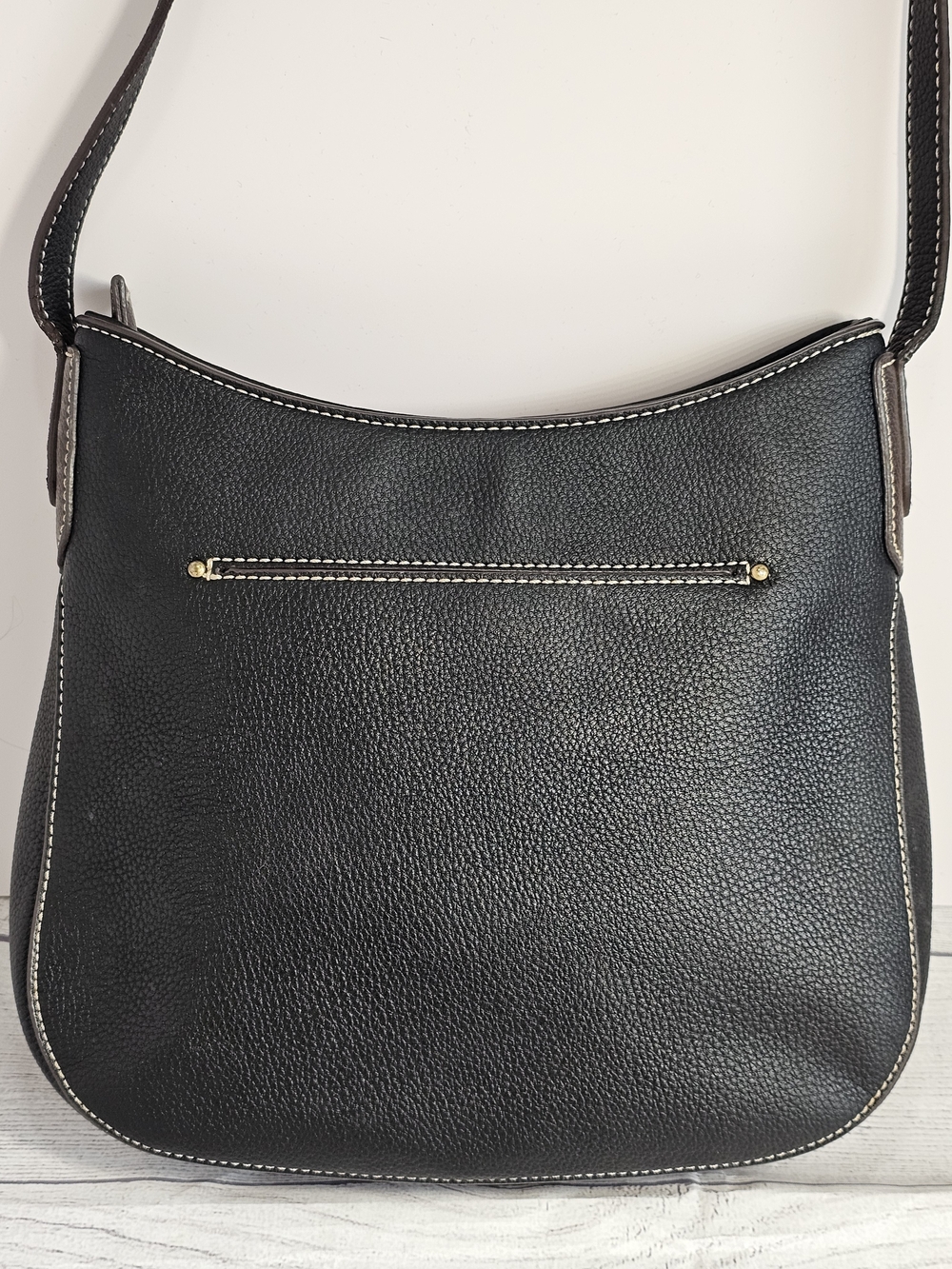 CHALA Hummingbird Crescent Crossbody Bag - Picture 4 of 13